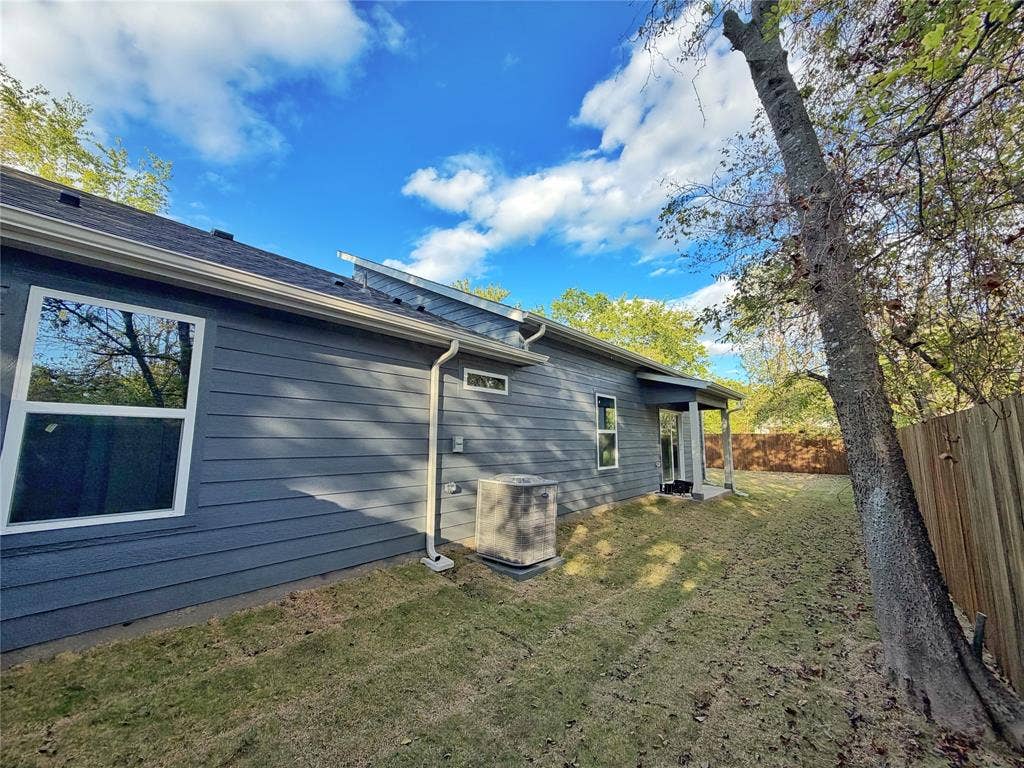 1802 Division Street, #B, Commerce, TX 75428 1802 Division Street, #B, Commerce, TX 75428