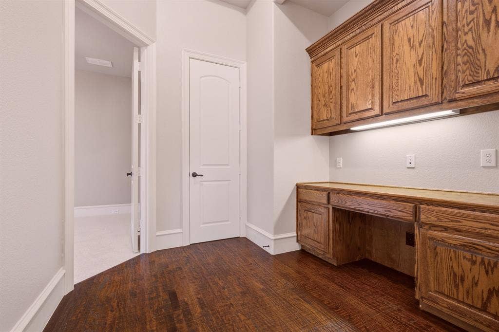 2270 Broad Brook Lane, Allen, TX 75013 Upstairs Office Space
