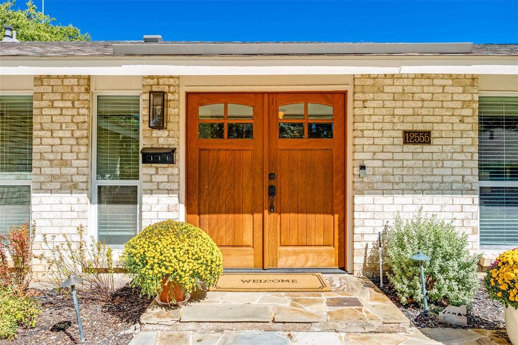 12555 Lochmeadows Drive, Dallas, TX 75244 12555 Lochmeadows Drive, Dallas, TX 75244