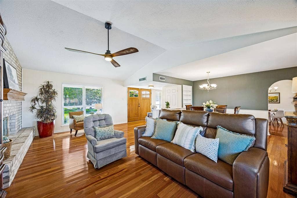 12555 Lochmeadows Drive, Dallas, TX 75244 12555 Lochmeadows Drive, Dallas, TX 75244