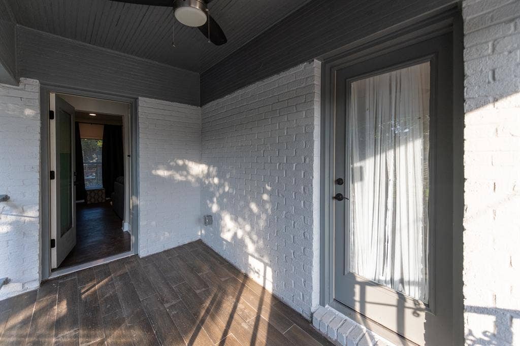 4514 Victor Street, Dallas, TX 75246 4514 Victor Street, Dallas, TX 75246
