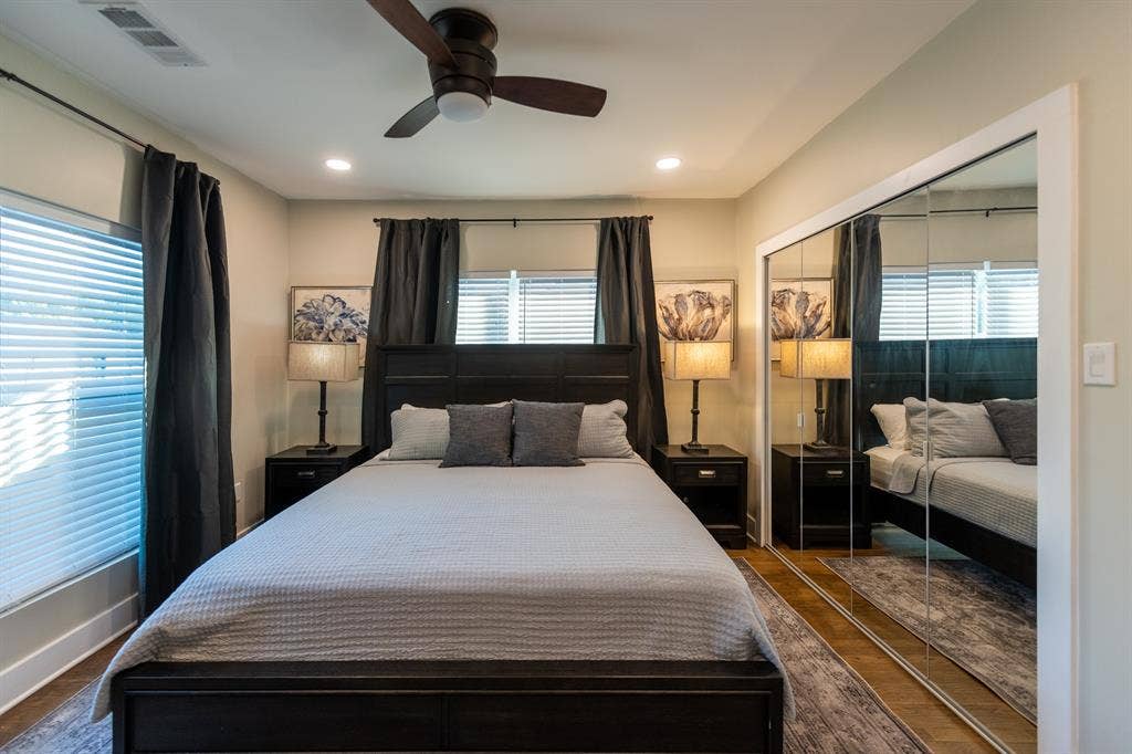 4514 Victor Street, Dallas, TX 75246 4514 Victor Street, Dallas, TX 75246