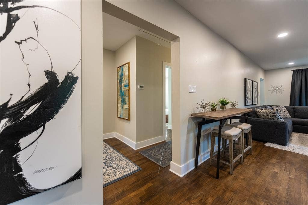 4514 Victor Street, Dallas, TX 75246 4514 Victor Street, Dallas, TX 75246
