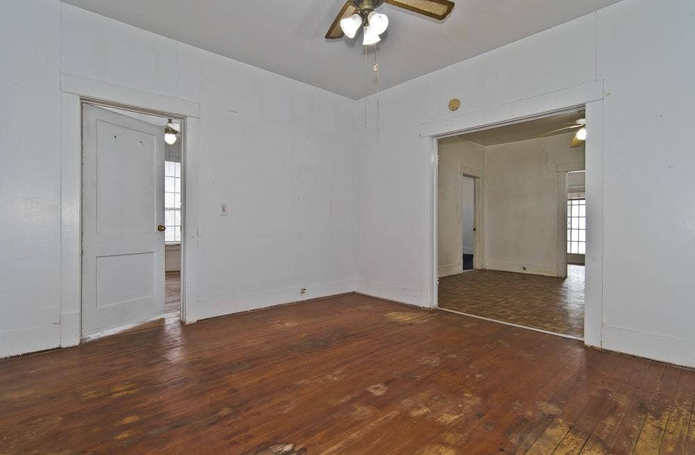 5518 Worth Street, Dallas, TX 75214 Living Room