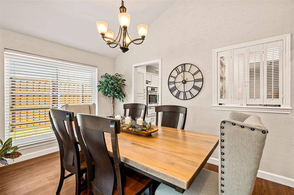320 Brooks Lane, Coppell, TX 75019 320 Brooks Lane, Coppell, TX 75019
