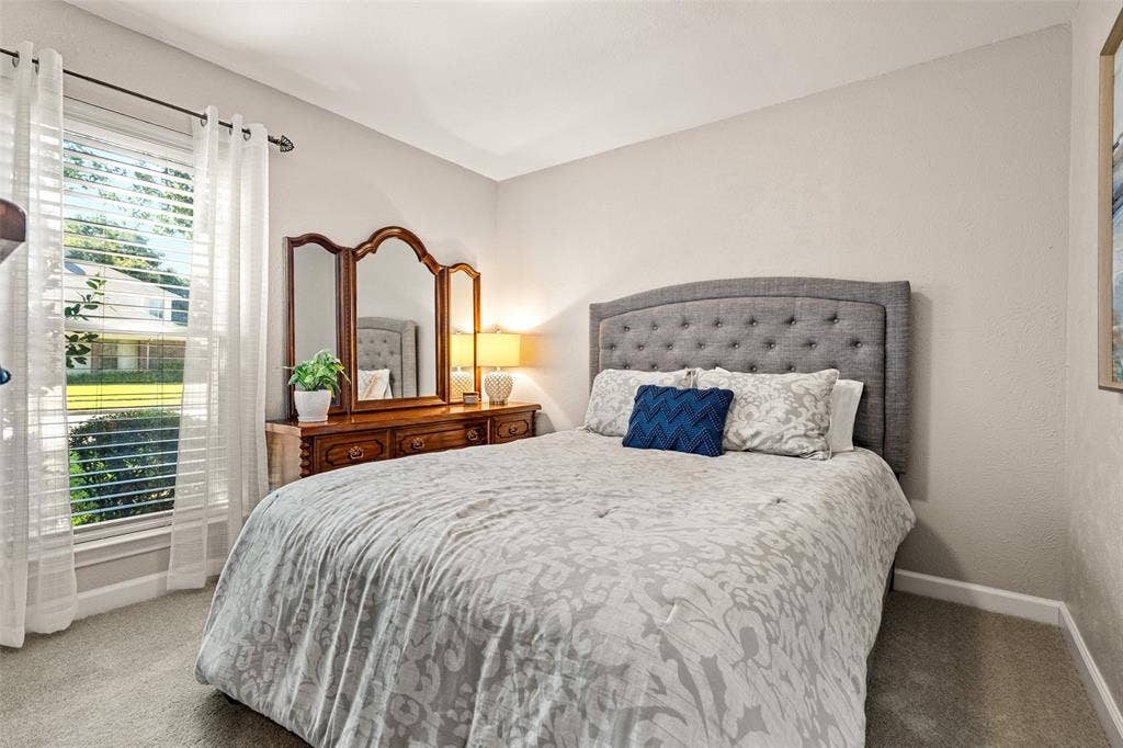 320 Brooks Lane, Coppell, TX 75019 320 Brooks Lane, Coppell, TX 75019