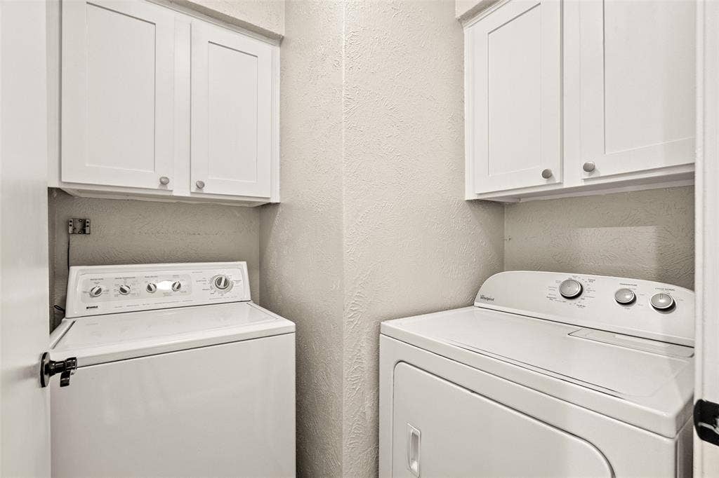 320 Brooks Lane, Coppell, TX 75019 320 Brooks Lane, Coppell, TX 75019