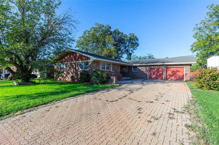 Property photo for 1736 Glenhaven Drive, Abilene, TX