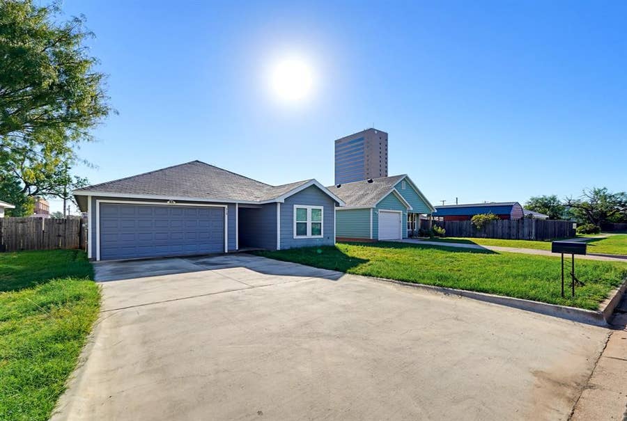 Property photo for 319 Elm Street, Abilene, TX