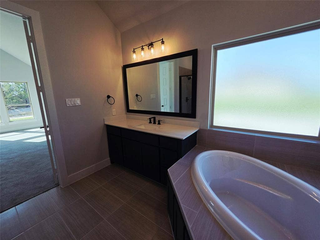 7010 Hayes Road, Midlothian, TX 76065 7010 Hayes Road, Midlothian, TX 76065