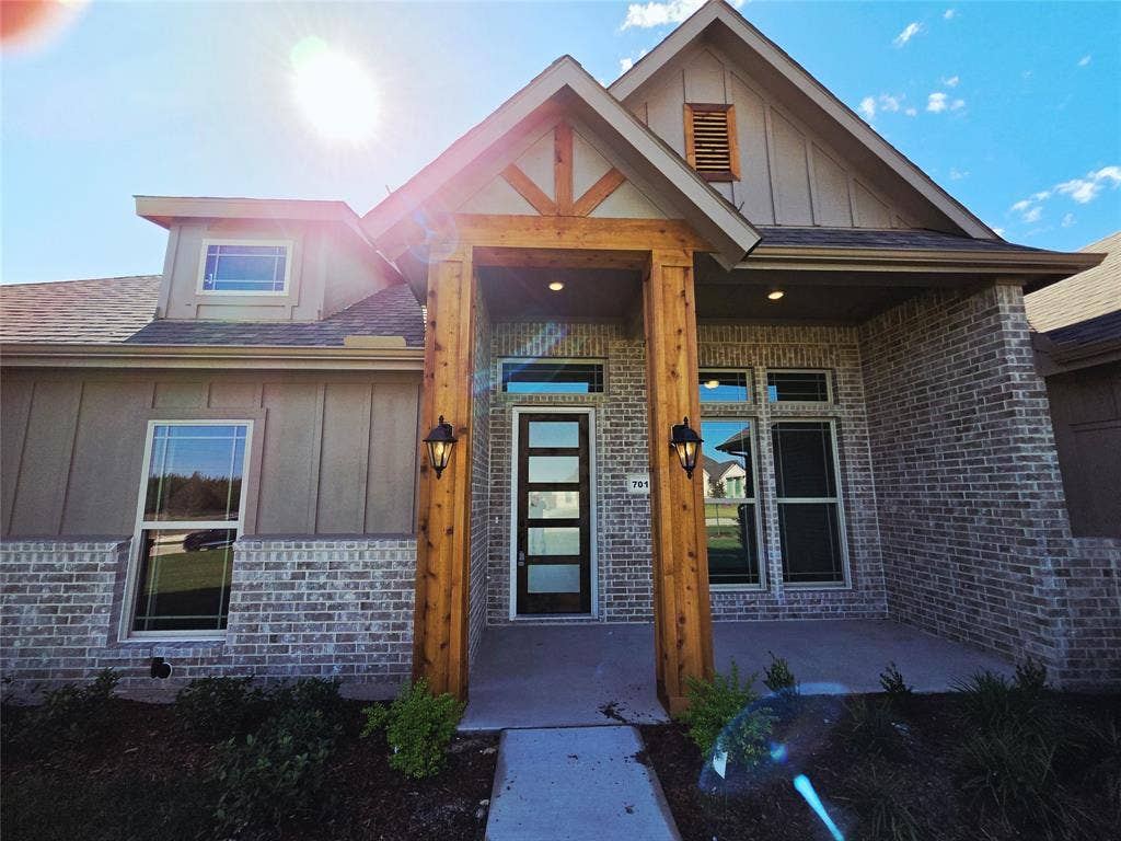 7010 Hayes Road, Midlothian, TX 76065 7010 Hayes Road, Midlothian, TX 76065