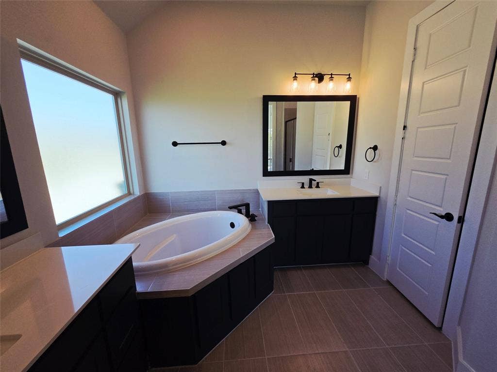 7010 Hayes Road, Midlothian, TX 76065 7010 Hayes Road, Midlothian, TX 76065