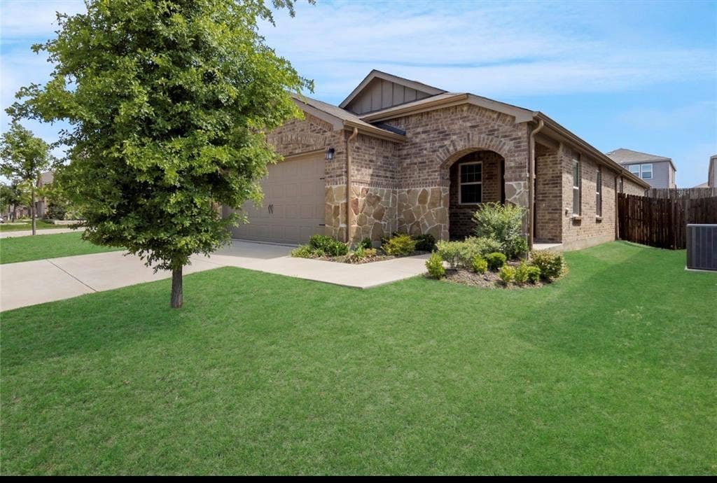 865 Table Rock Street, Princeton, TX 75407