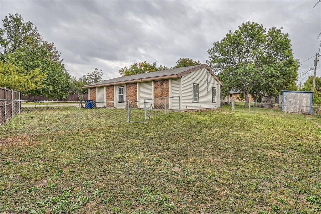 806 Prairie Creek Drive, Princeton, TX 75407 806 Prairie Creek Drive, Princeton, TX 75407