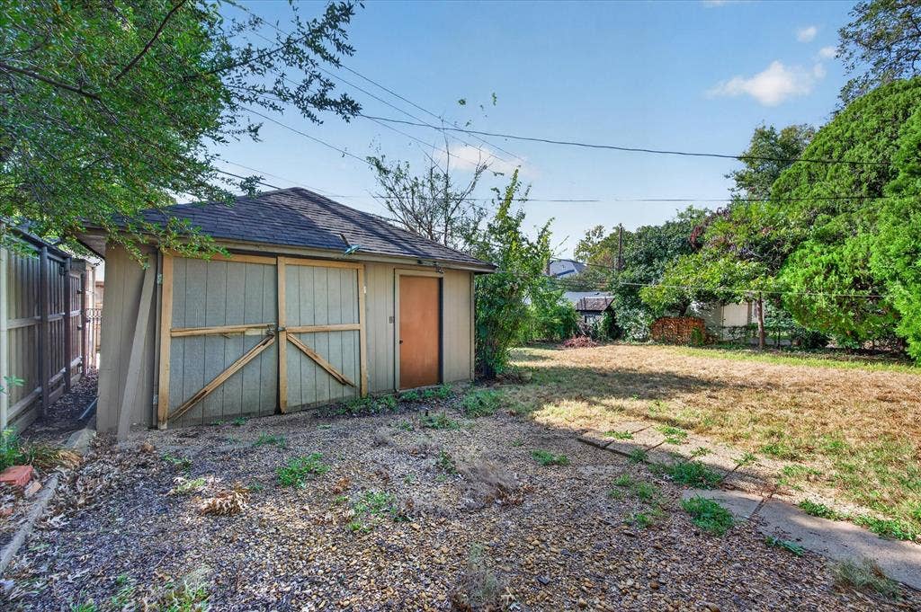3237 Hanover Street, University Park, TX 75225