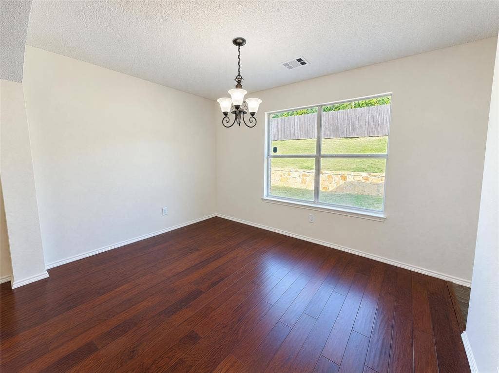 4541 Crystal Lane, Garland, TX 75043 4541 Crystal Lane, Garland, TX 75043
