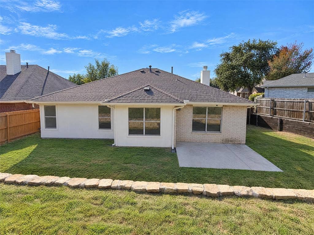 4541 Crystal Lane, Garland, TX 75043 4541 Crystal Lane, Garland, TX 75043
