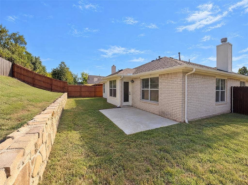 4541 Crystal Lane, Garland, TX 75043 4541 Crystal Lane, Garland, TX 75043
