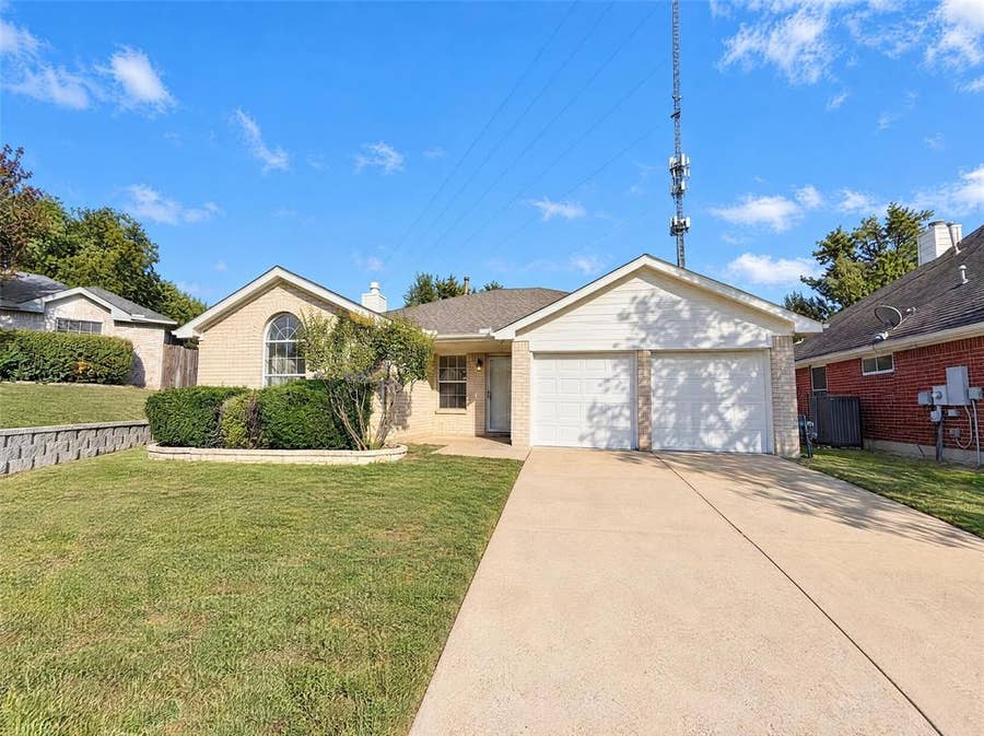 Property photo for 4541 Crystal Lane, Garland, TX