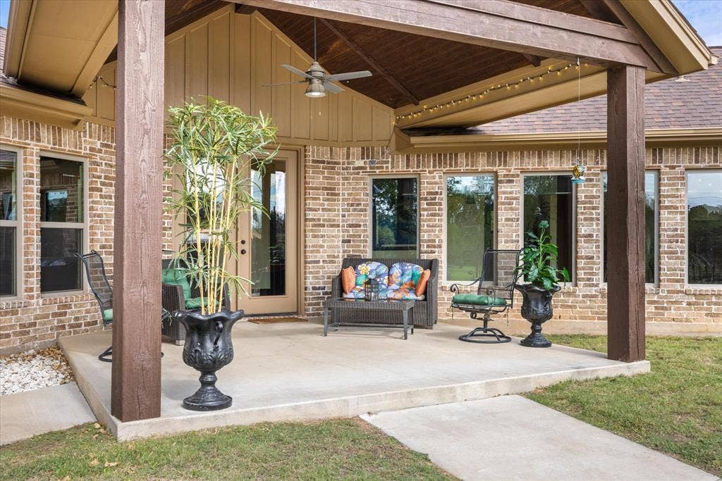 9606 Glen Rose Highway, Granbury, TX 76048