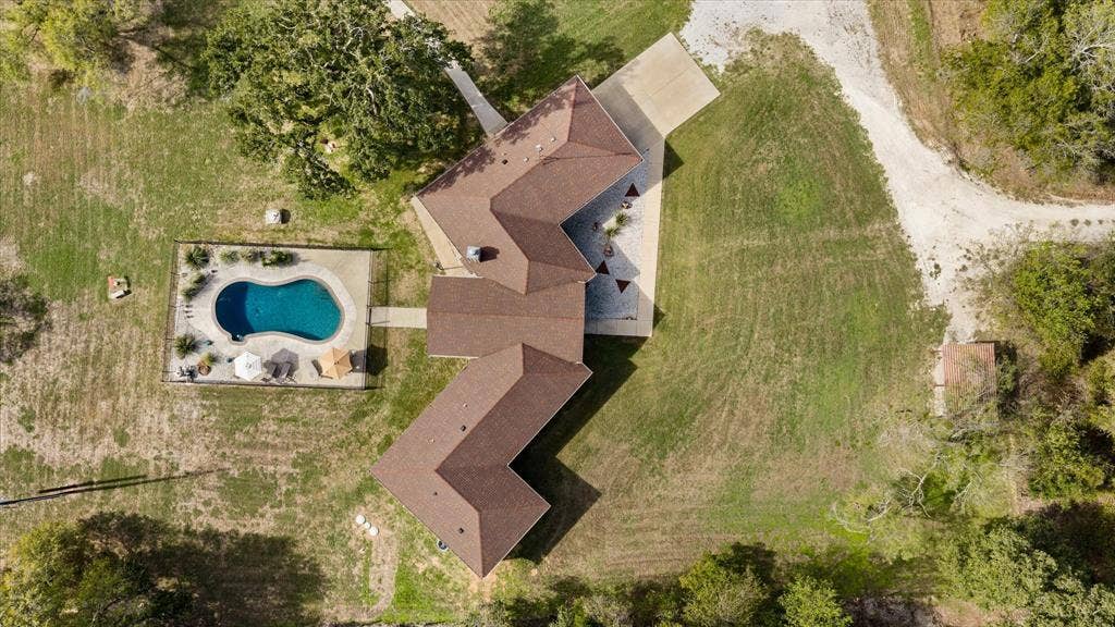 9606 Glen Rose Highway, Granbury, TX 76048