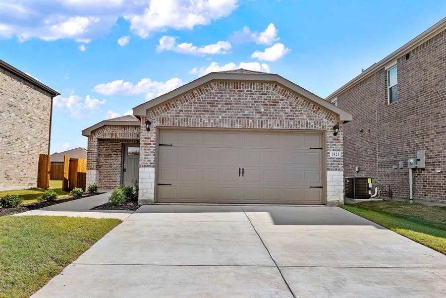 Property photo for 1823 Teton River Drive, Blue Ridge, TX