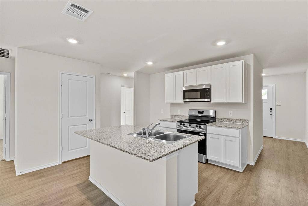 1823 Teton River Drive, Blue Ridge, TX 75424 1823 Teton River Drive, Blue Ridge, TX 75424
