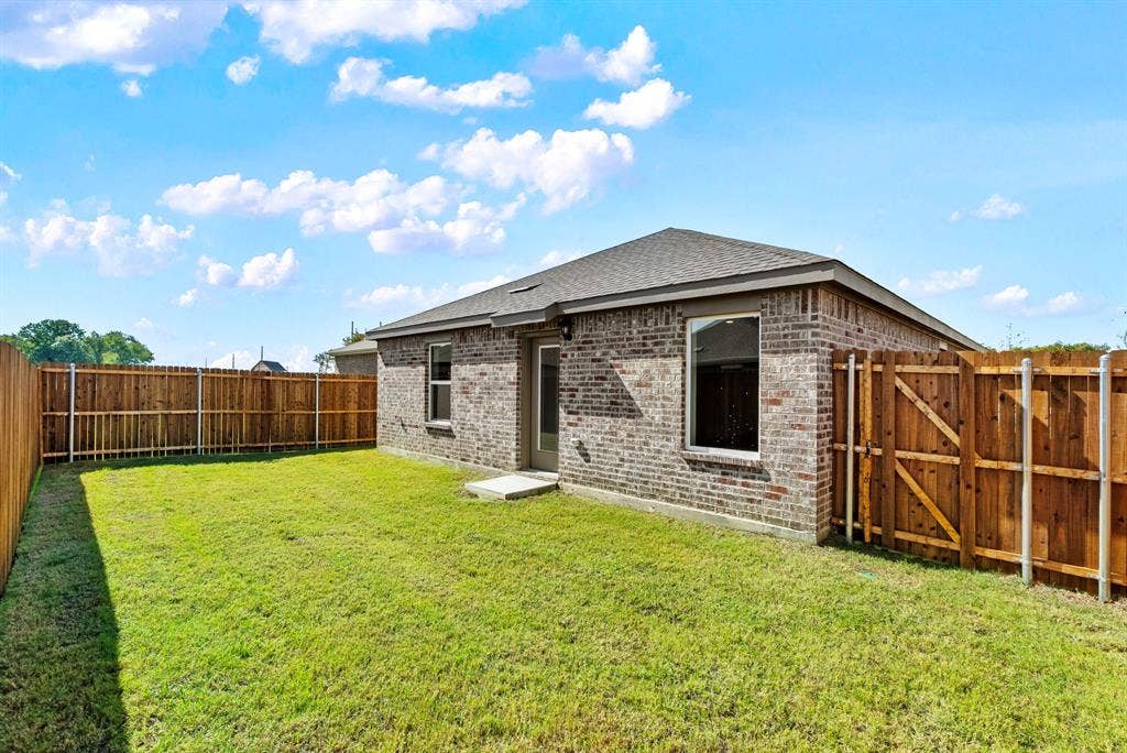 1823 Teton River Drive, Blue Ridge, TX 75424 1823 Teton River Drive, Blue Ridge, TX 75424