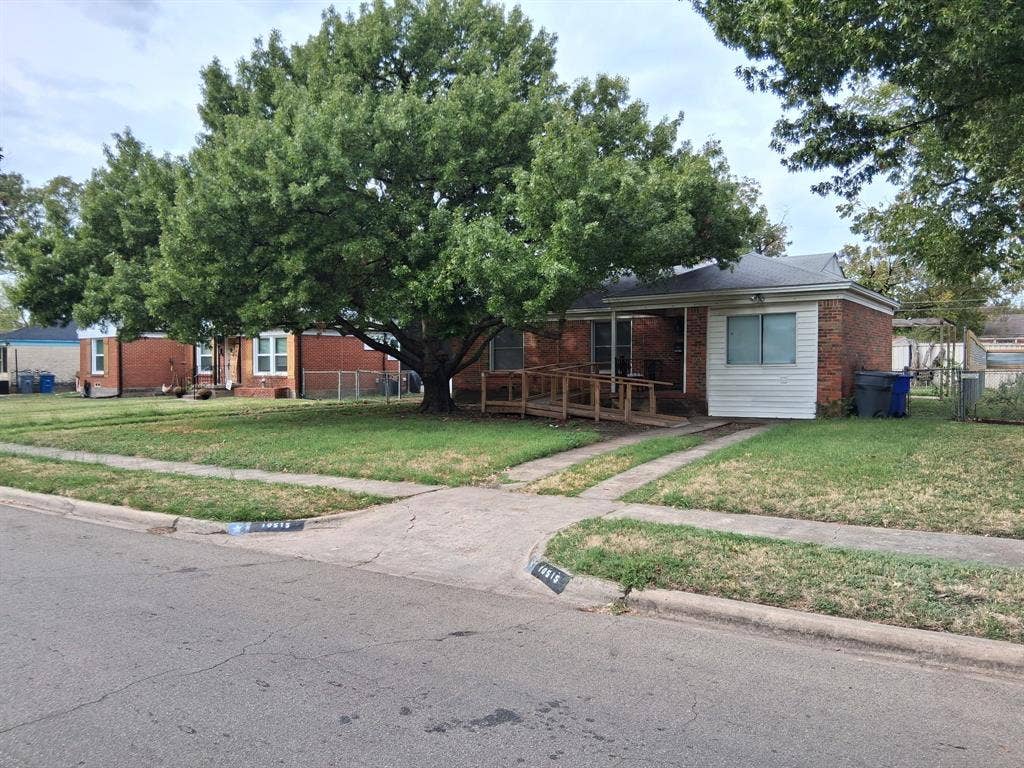 10515 Desdemona Drive, Dallas, TX 75228 10515 Desdemona Drive, Dallas, TX 75228