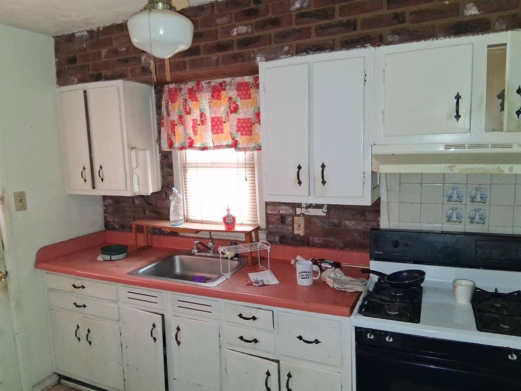 10515 Desdemona Drive, Dallas, TX 75228 10515 Desdemona Drive, Dallas, TX 75228