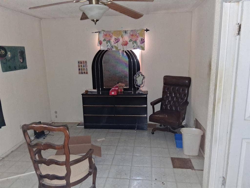 10515 Desdemona Drive, Dallas, TX 75228 10515 Desdemona Drive, Dallas, TX 75228