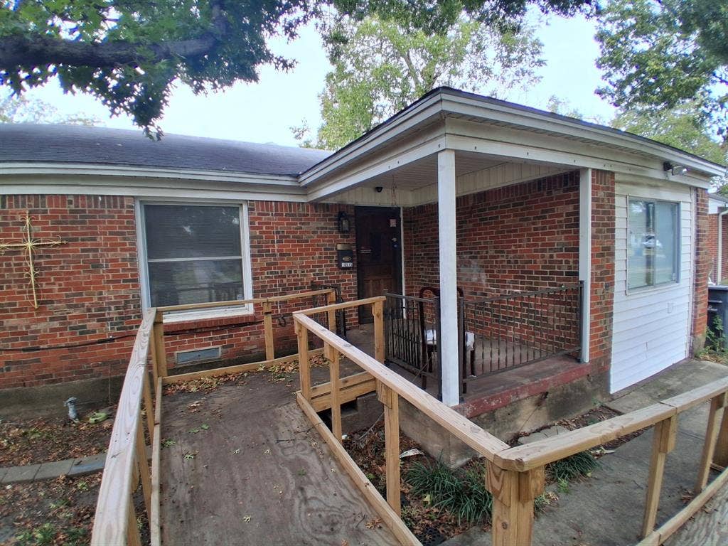 10515 Desdemona Drive, Dallas, TX 75228 10515 Desdemona Drive, Dallas, TX 75228