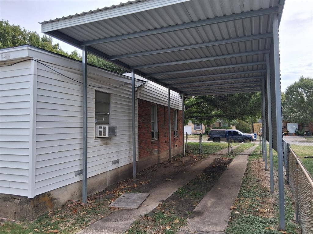 10515 Desdemona Drive, Dallas, TX 75228 10515 Desdemona Drive, Dallas, TX 75228
