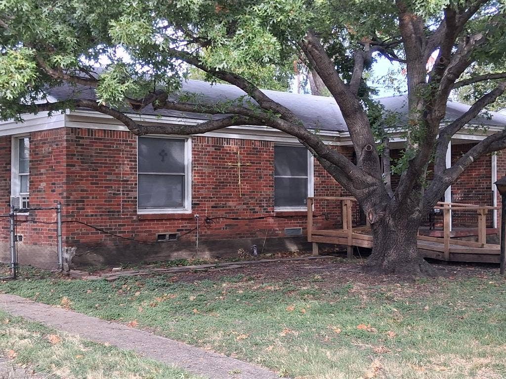 10515 Desdemona Drive, Dallas, TX 75228 10515 Desdemona Drive, Dallas, TX 75228