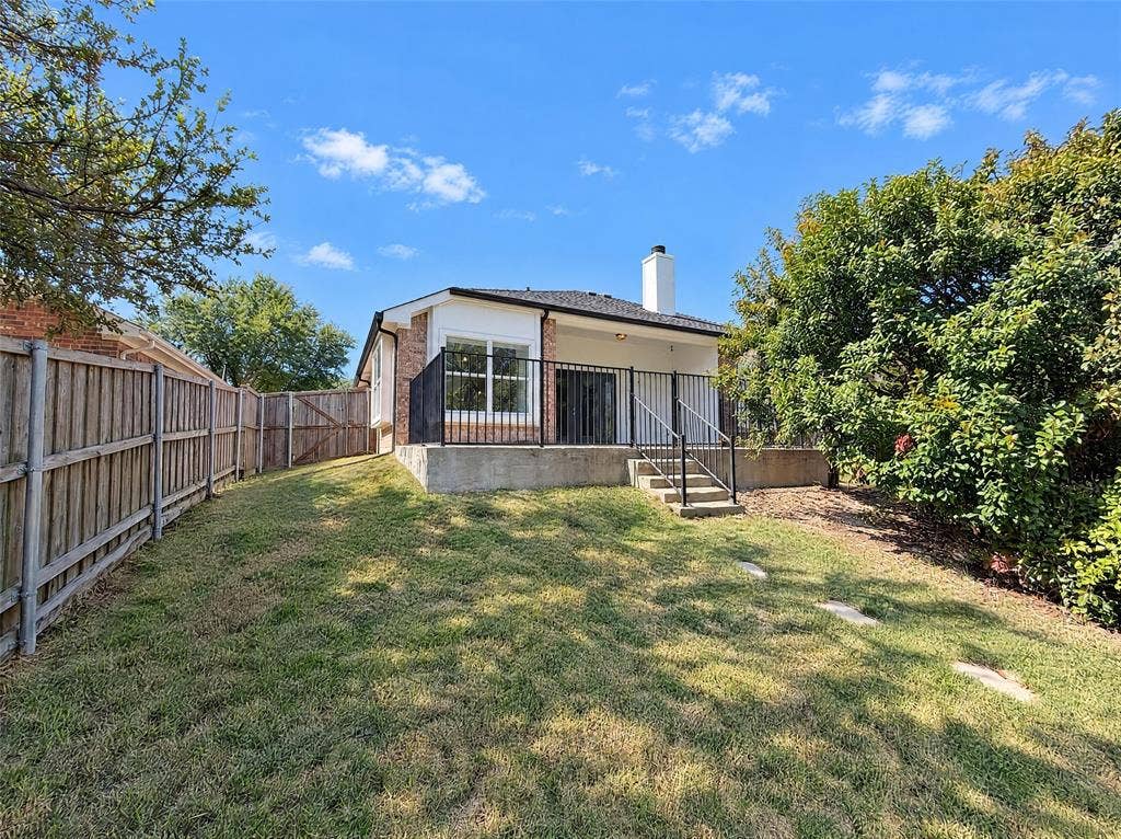 2830 Beacon Hill Drive, Rockwall, TX 75087 2830 Beacon Hill Drive, Rockwall, TX 75087