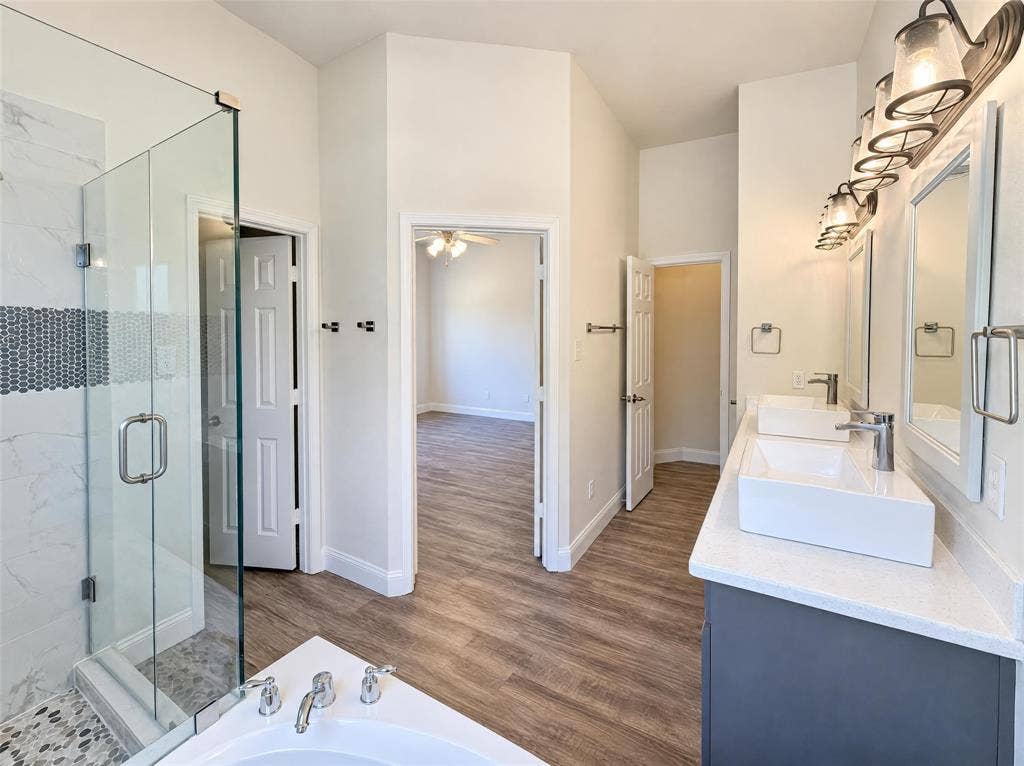 2830 Beacon Hill Drive, Rockwall, TX 75087 2830 Beacon Hill Drive, Rockwall, TX 75087