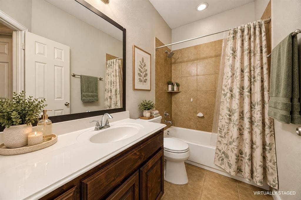 Secondary Primary Bath