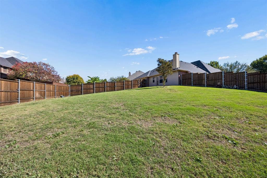 Huge backyard!