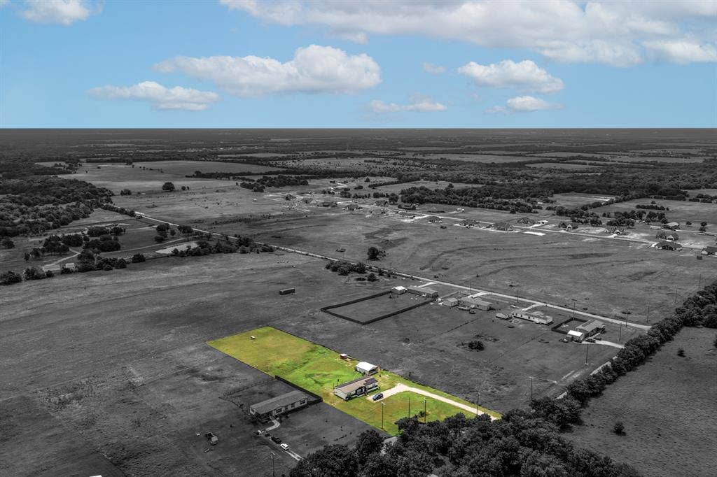 2871 County Road 1076, Celeste, TX 75423