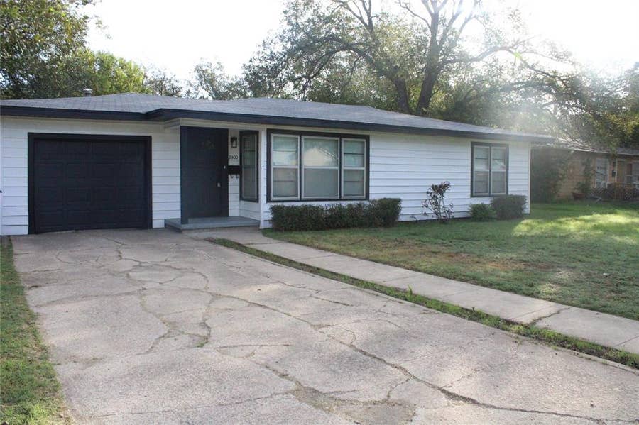 Property photo for 2300 DARTMORE, Brownwood, TX