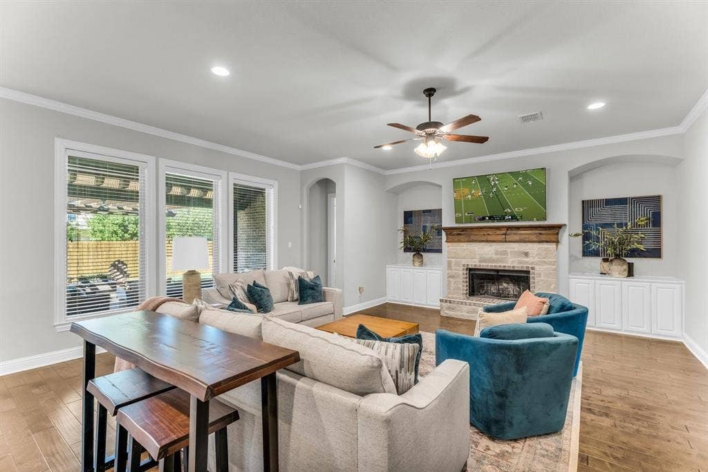 17050 Dominion Drive, Woodway, TX 76712 17050 Dominion Drive, Woodway, TX 76712