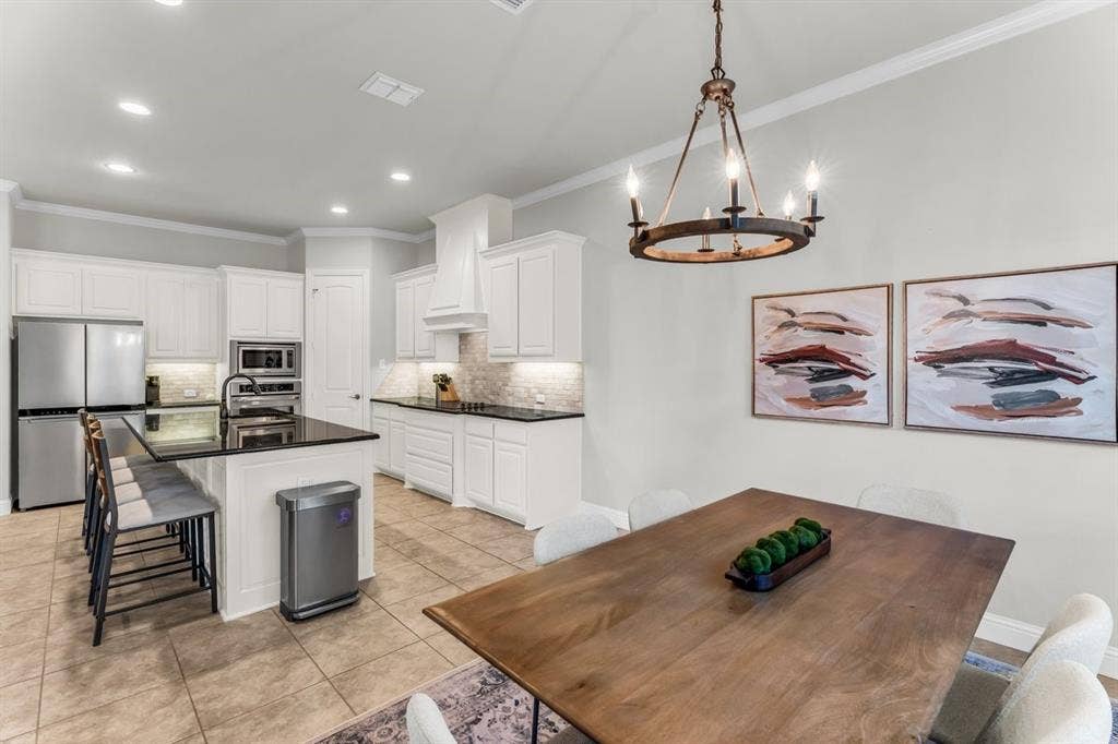 17050 Dominion Drive, Woodway, TX 76712 17050 Dominion Drive, Woodway, TX 76712