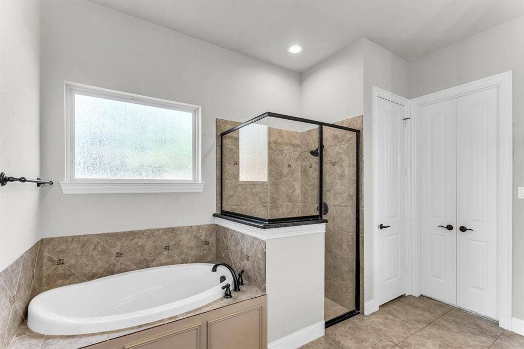 17050 Dominion Drive, Woodway, TX 76712 17050 Dominion Drive, Woodway, TX 76712