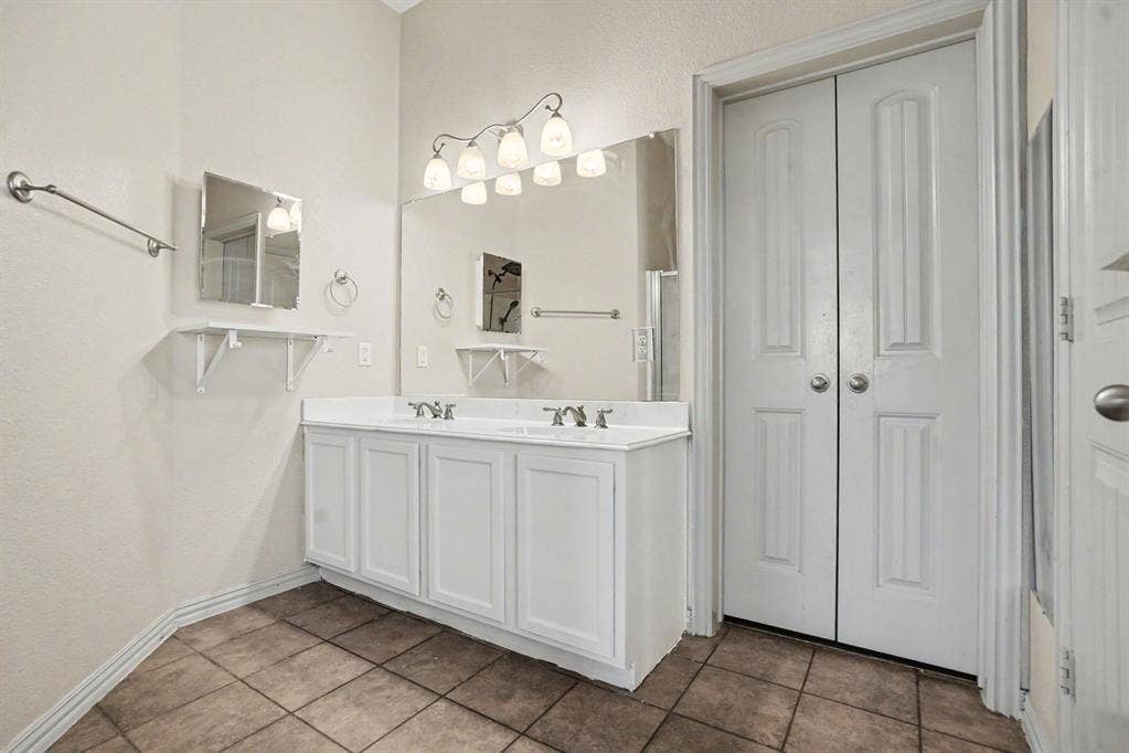 115 Timberline Drive, Waxahachie, TX 75167 115 Timberline Drive, Waxahachie, TX 75167