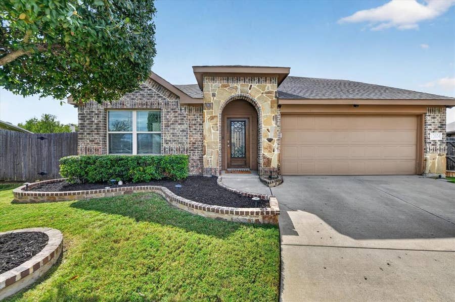 Property photo for 12024 Briaredge Street, Fort Worth, TX