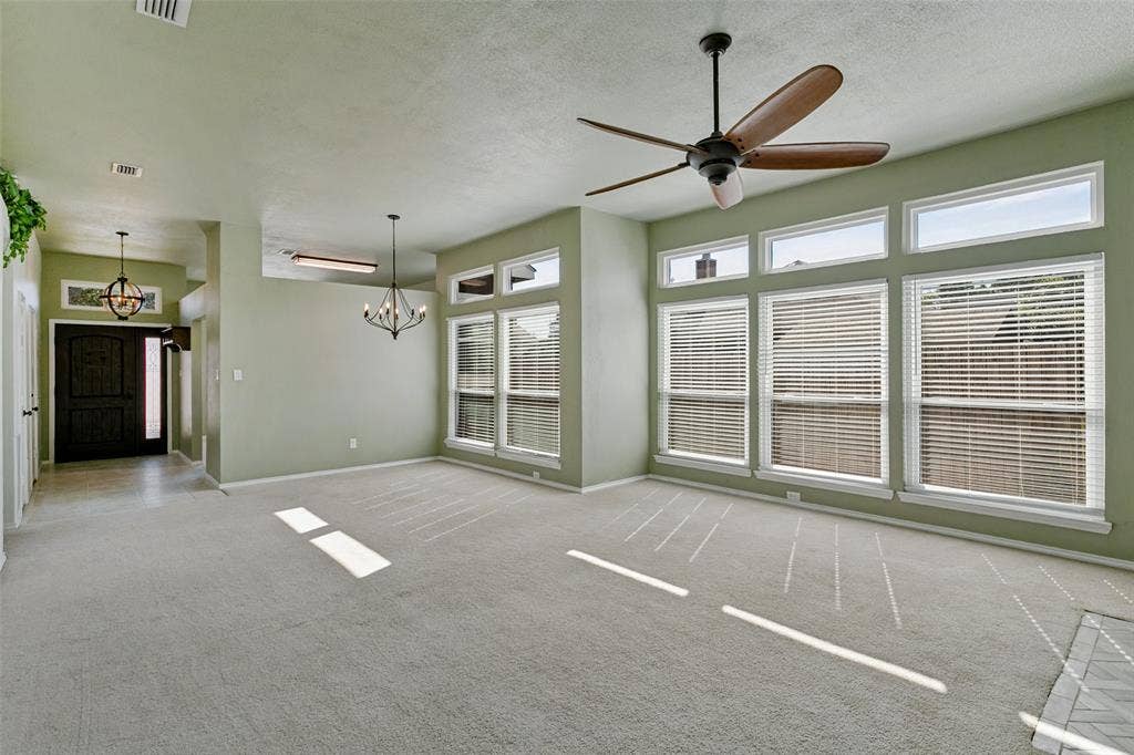 4667 Heatherbrook Lane, Grand Prairie, TX 75052 4667 Heatherbrook Lane, Grand Prairie, TX 75052