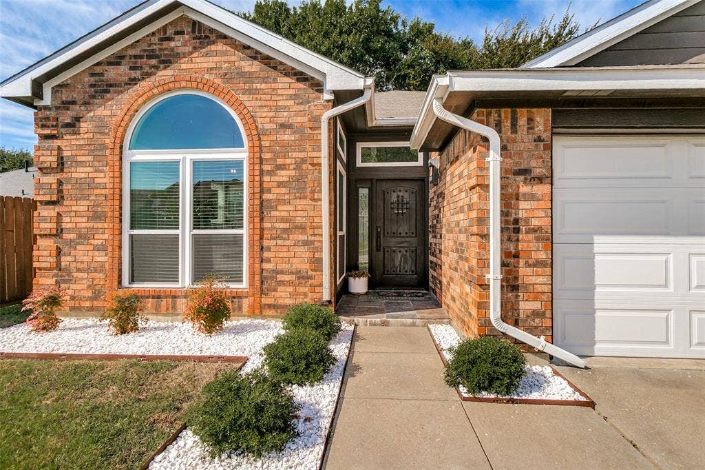 4667 Heatherbrook Lane, Grand Prairie, TX 75052 4667 Heatherbrook Lane, Grand Prairie, TX 75052