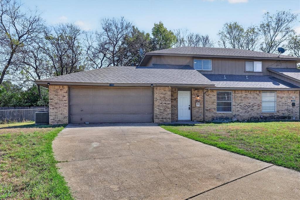 1234 Misty Lane, Duncanville, TX 75116 1234 Misty Lane, Duncanville, TX 75116