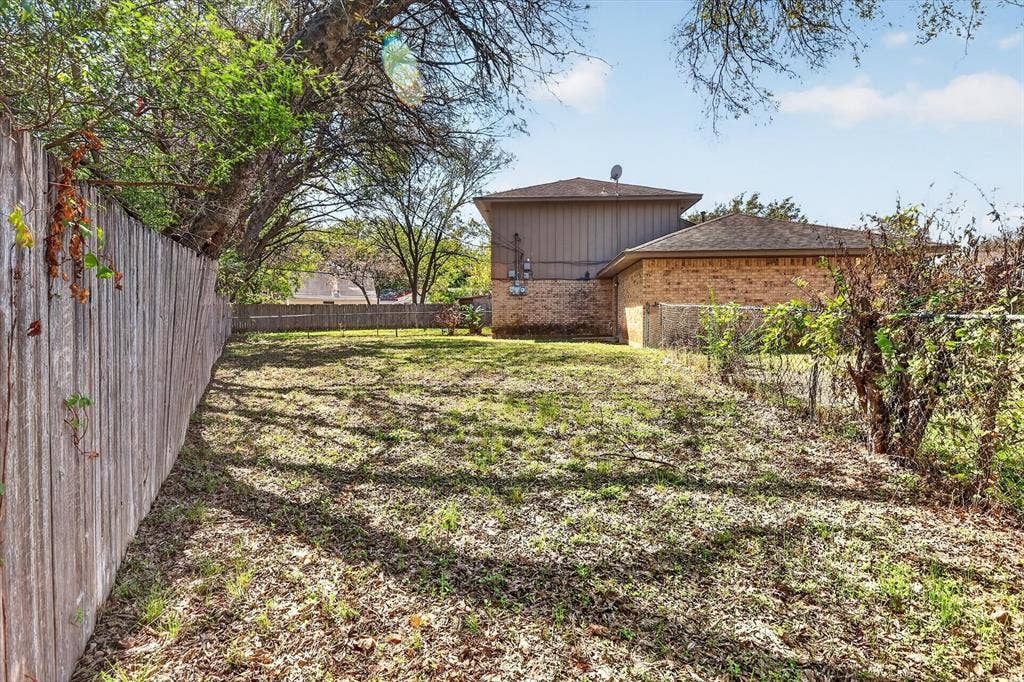 1234 Misty Lane, Duncanville, TX 75116 1234 Misty Lane, Duncanville, TX 75116