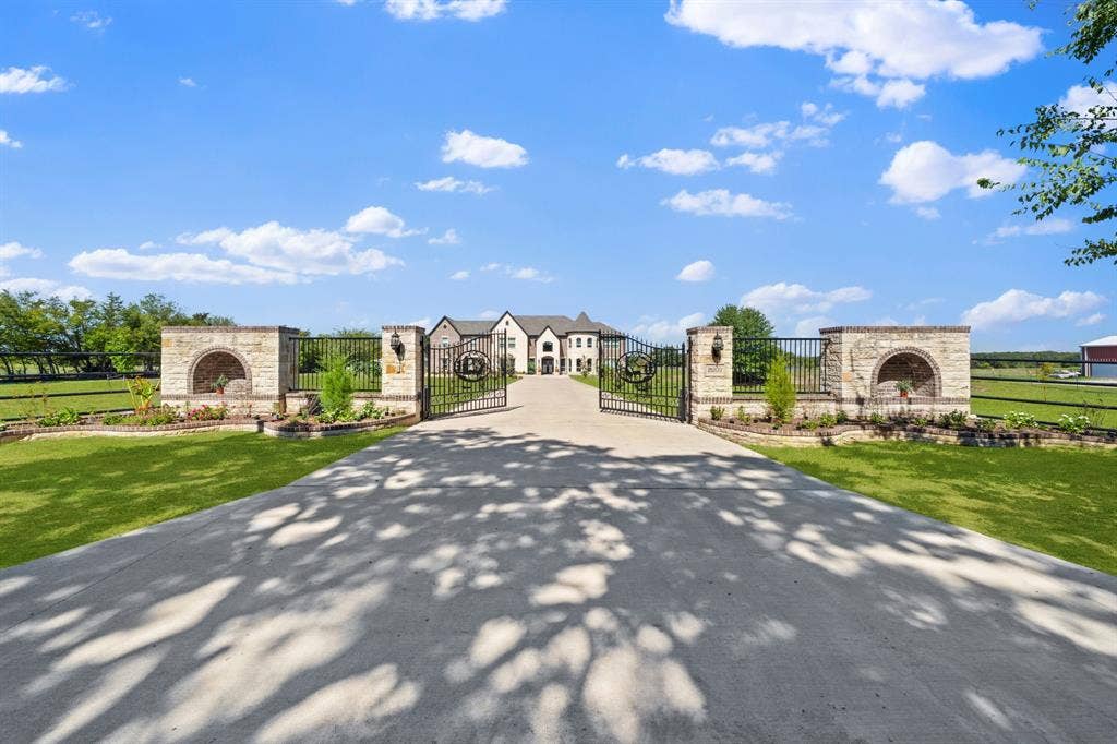 3566 County Road 2522, Royse City, TX 75189 3566 County Road 2522, Royse City, TX 75189